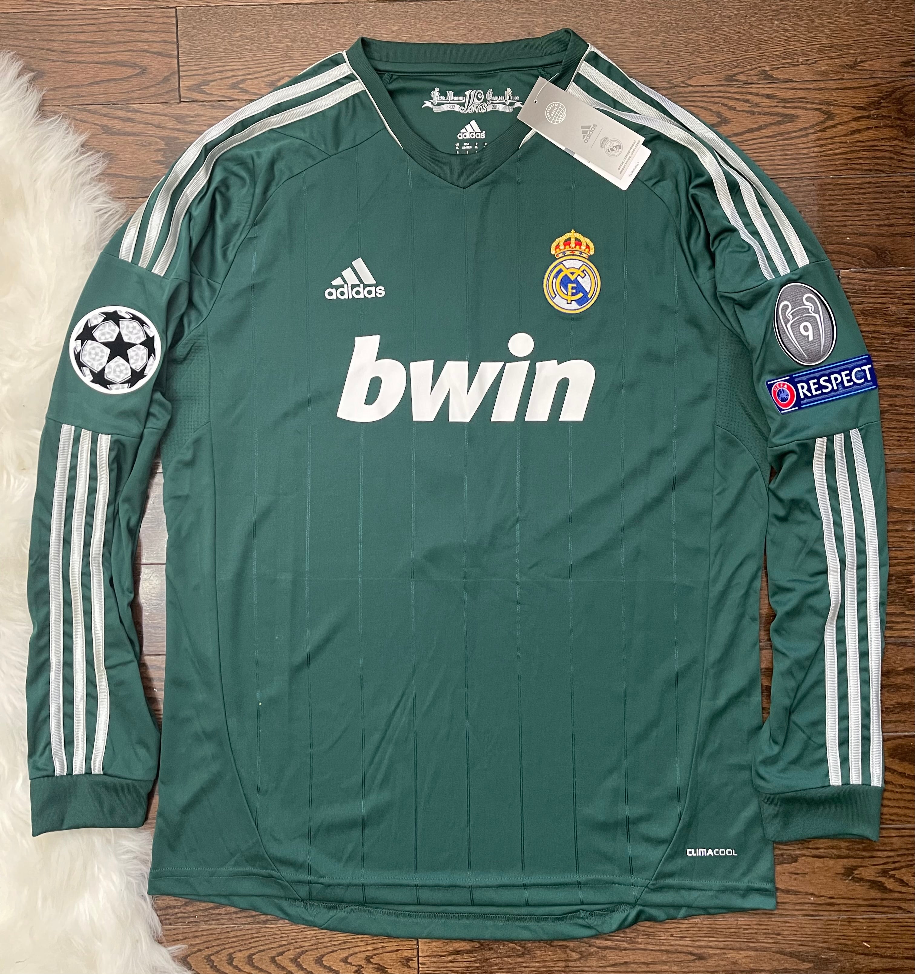 Ronaldo Real Madrid Retro Third Soccer Jersey Long Sleeves