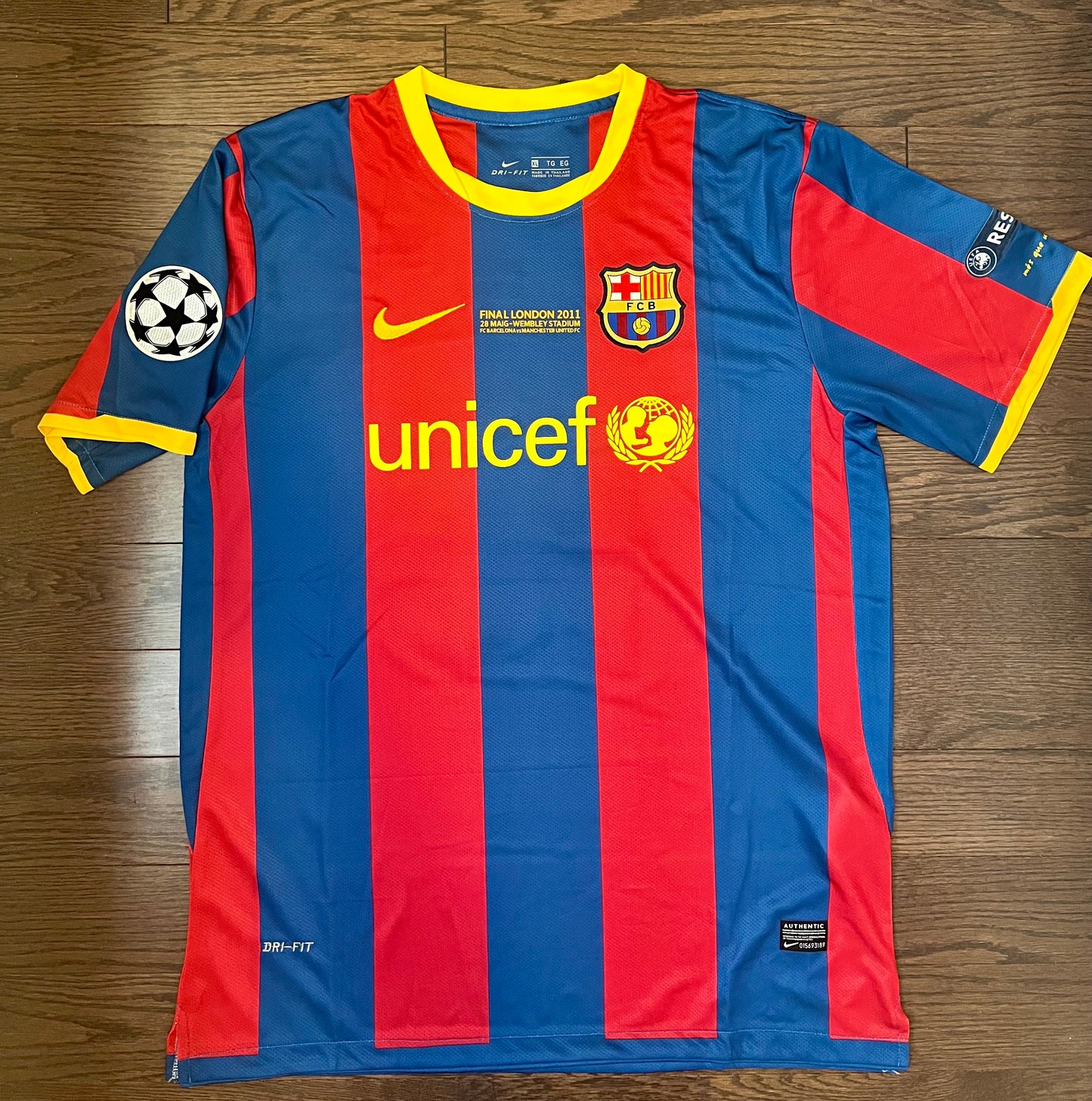 Lionel Mess Barcelona Retro Home Soccer Jersey