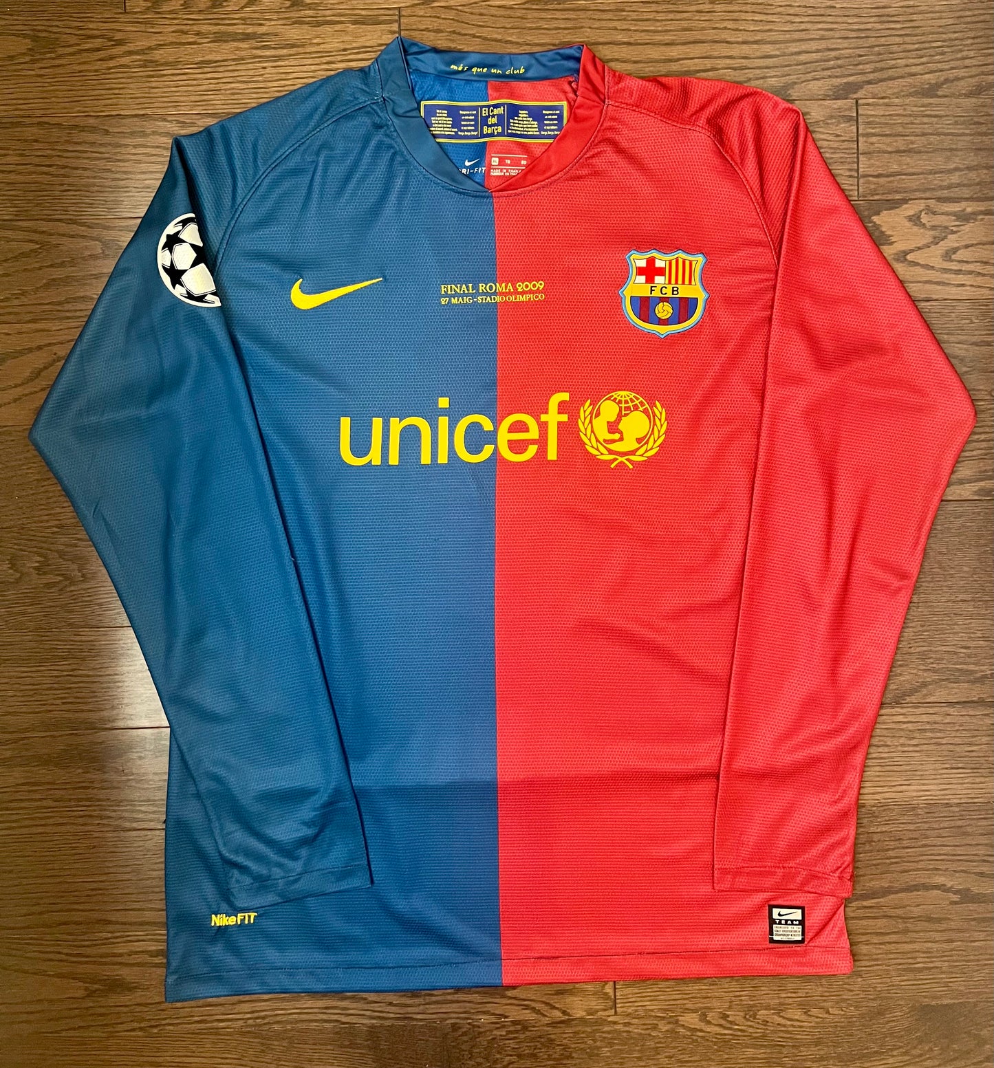 Eto’o Barcelona Retro Long Sleeves Home Soccer Jersey