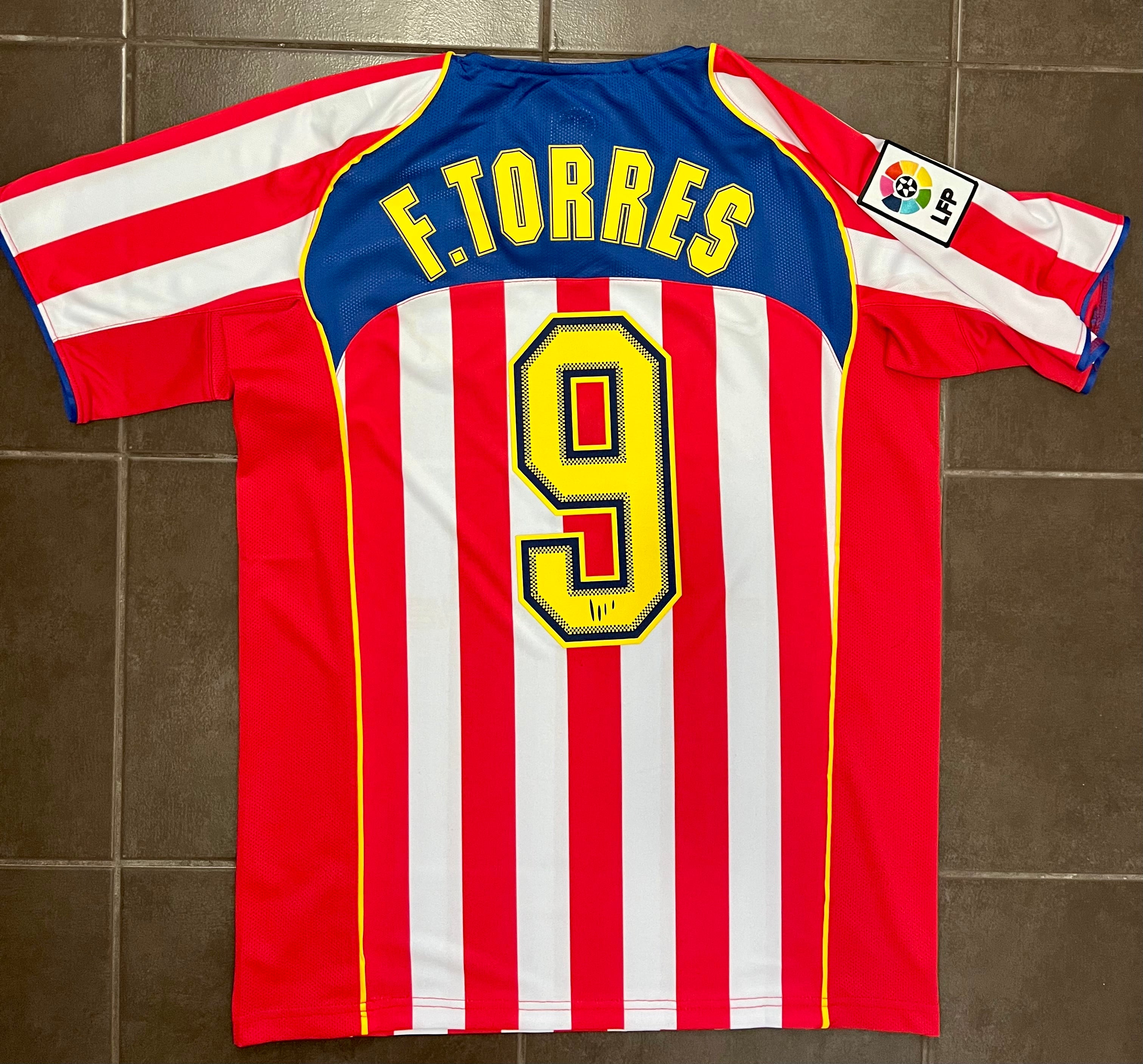 Atletico Madrid Retro 2004/05 F.Torres Away Soccer Jersey