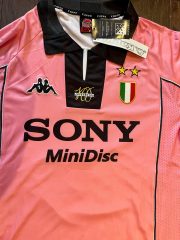 Zinedine Zidane Juventus Retro away Soccer Jersey 1997/98 - Image 3